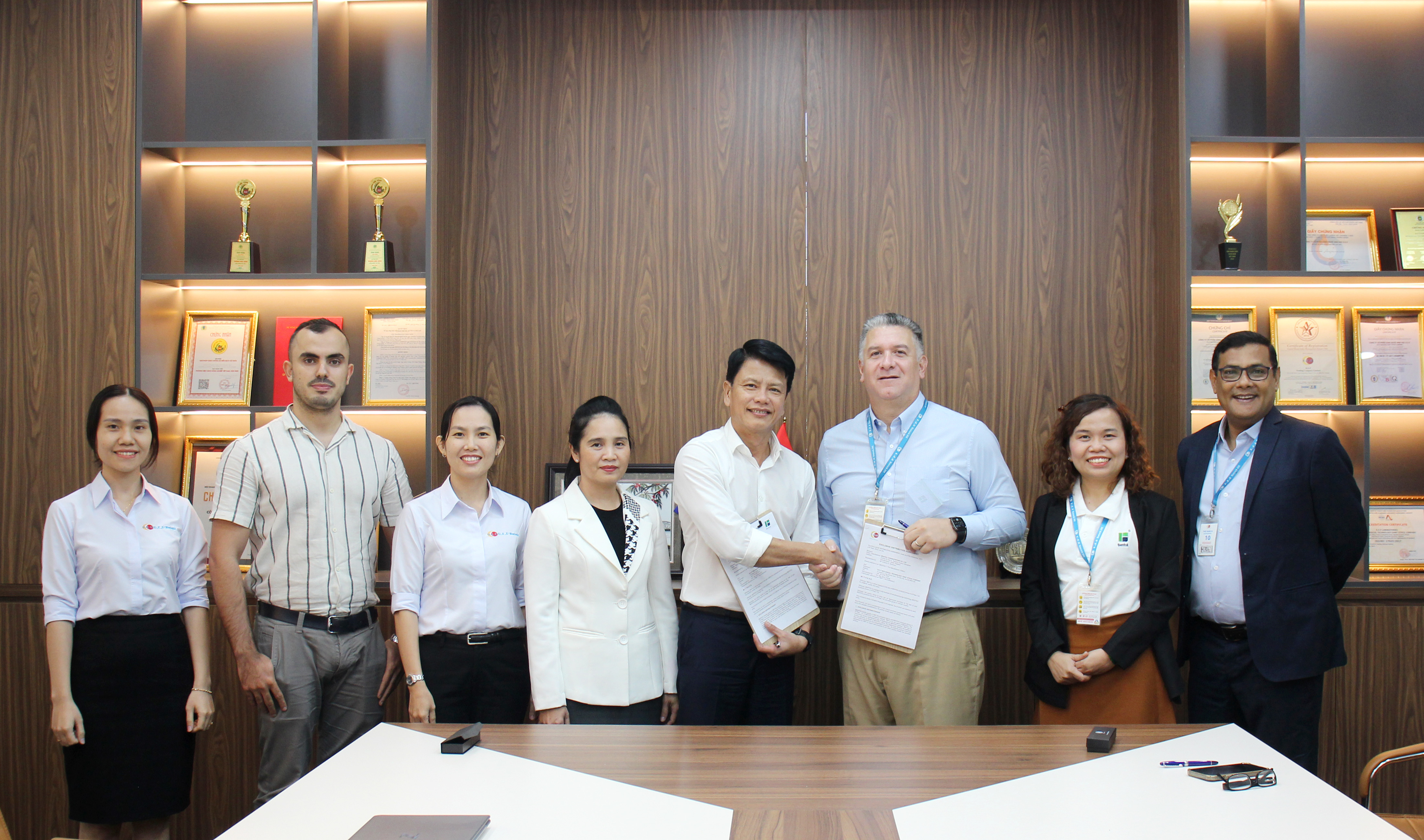 R.E.P BIOTECH VÀ BENTOLI KÝ KẾT HỢP TÁC CHIẾN LƯỢC VỀ PHÂN PHỐI CÁC SẢN PHẨM PHỤ GIA NHẬP KHẨU