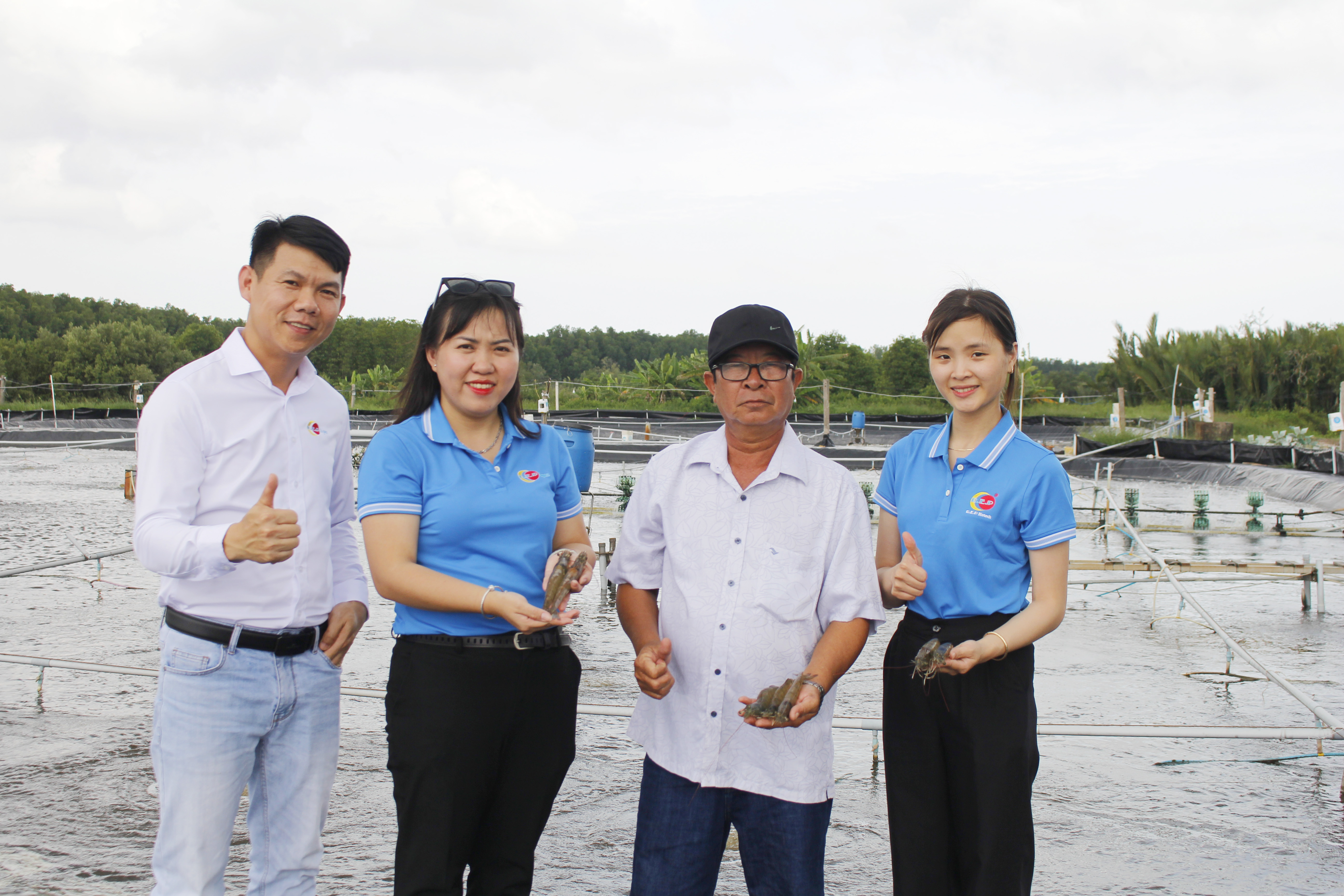 Chúc mừng tôm về đích tôm size khủng 20 con chỉ sau 108 ngày nuôi!